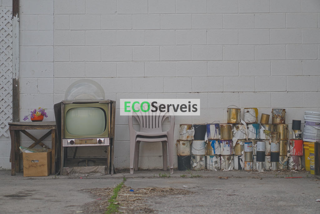 EcoServeis: L'empresa de referència per a buidar la teva casa o pis a Vinyols i els Arcs