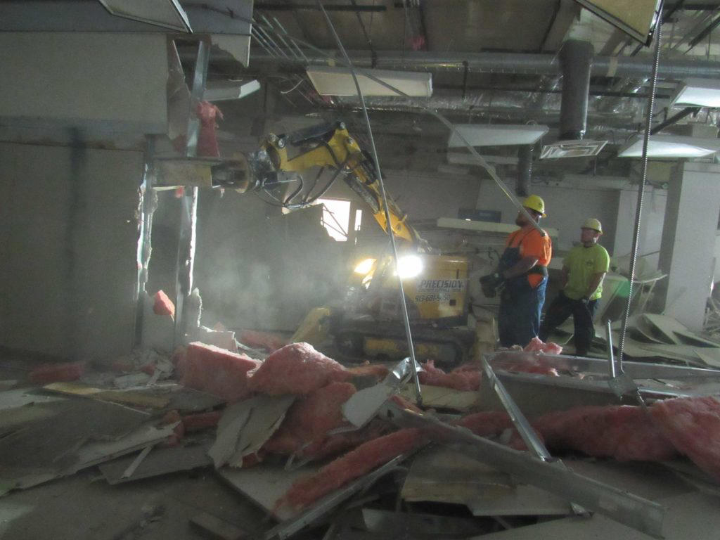 Expertos en demoliciones interiores: por qué elegir EcoServeis