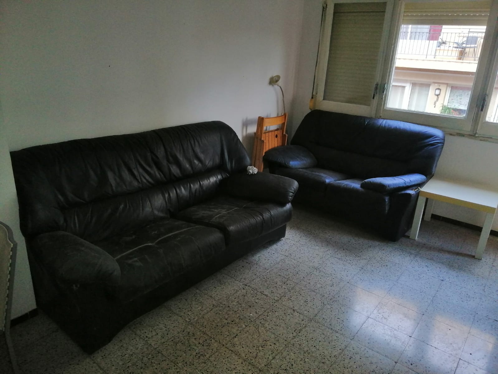 Eliminación de muebles viejos sin complicaciones en Calella
