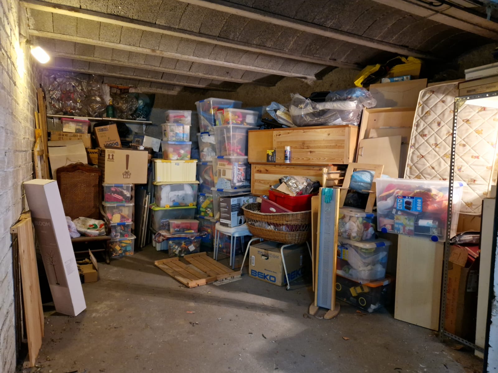 Empresa de vaciado de pisos y recogida de muebles en Prat de Comte | Haciendo su vida más fácil