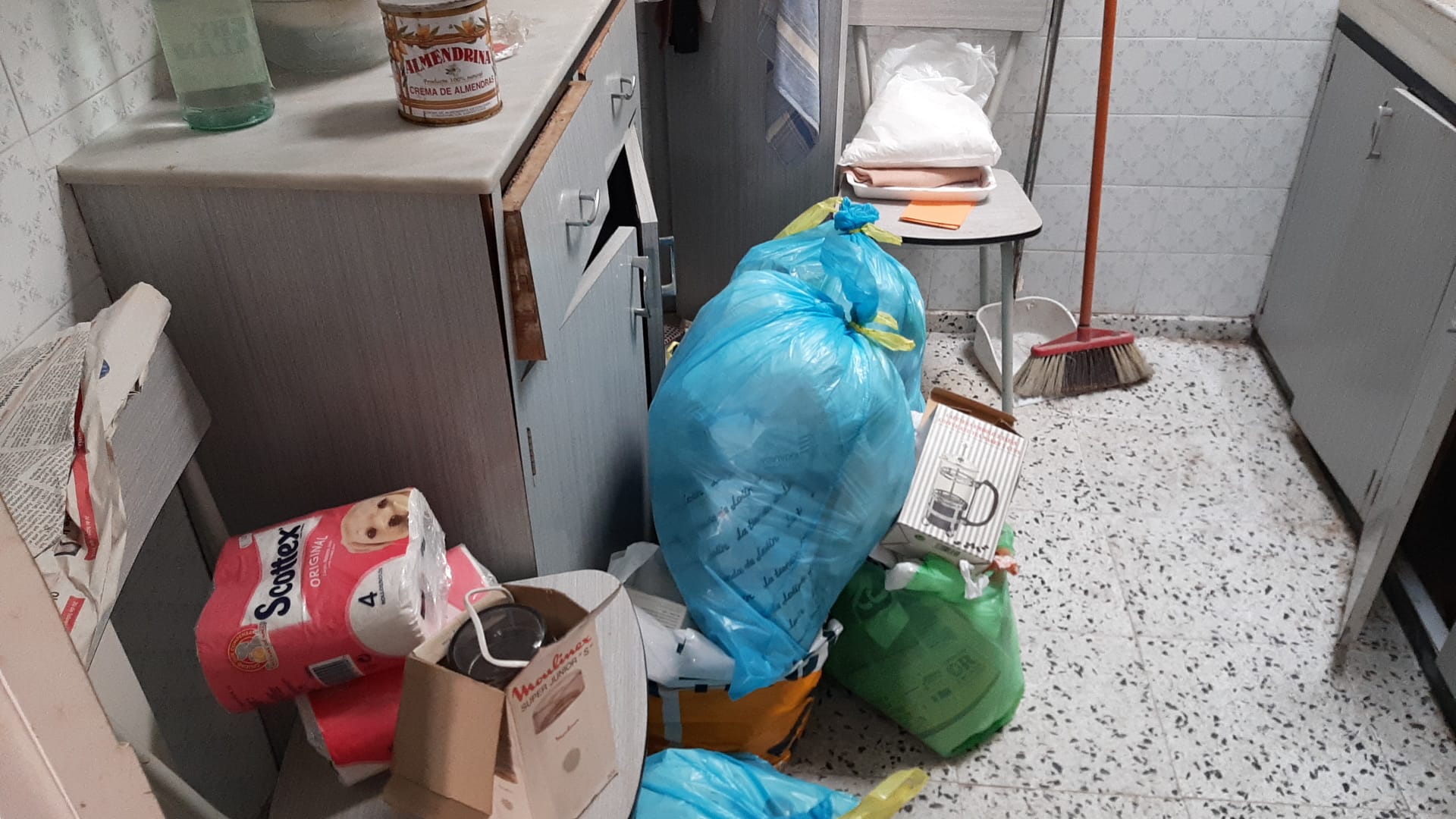Recogida y reciclaje de muebles, electrodomésticos, y basura en Falset - ¡Elimina lo que ya no necesitas!