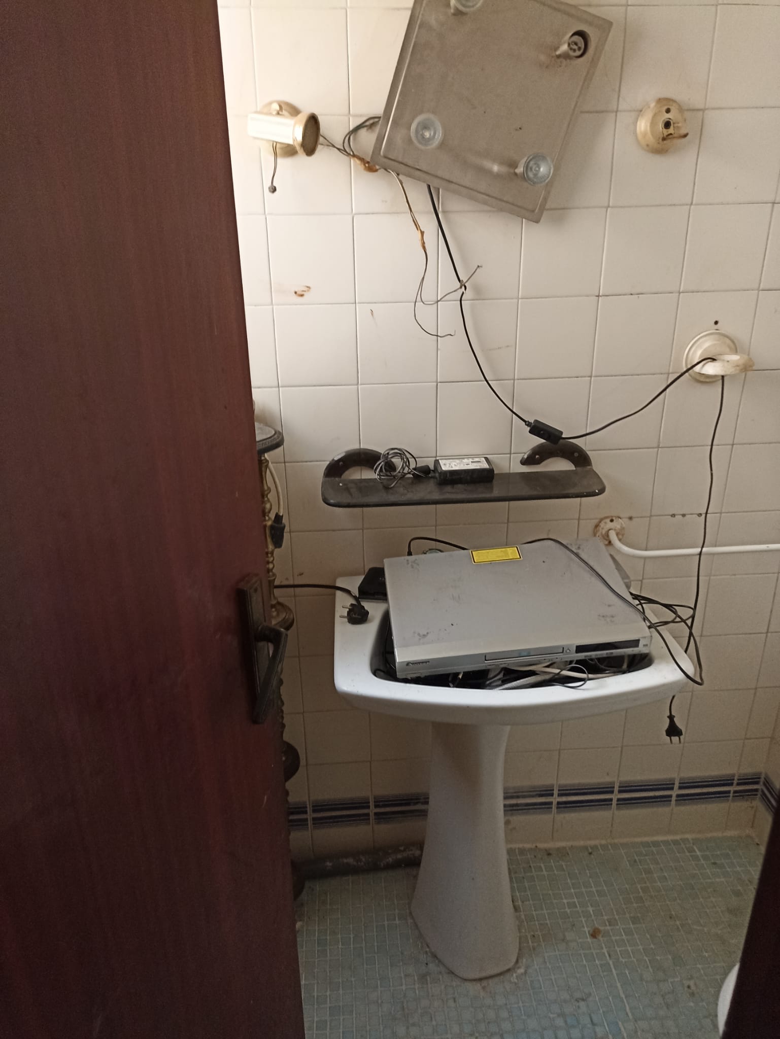 Recogida de muebles viejos y vaciado de pisos en Prat de Comte - ¡Rápido y eficiente!
