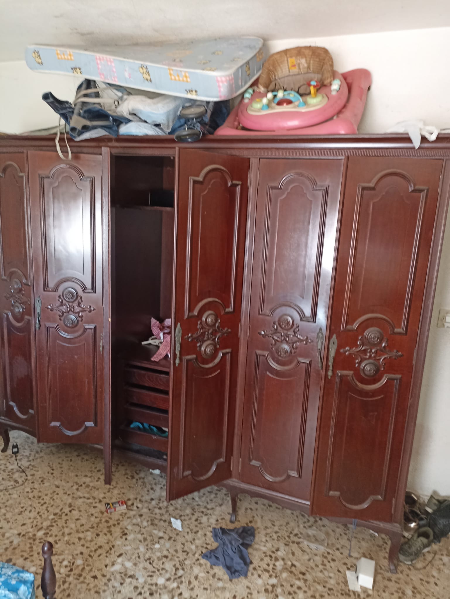 Recogida y reciclaje de muebles, electrodomésticos y basura en Botarell - ¡La solución sostenible que necesitas!